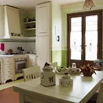 Anwesen Il Campano Mit Whirlpool By Interhome * Collodi